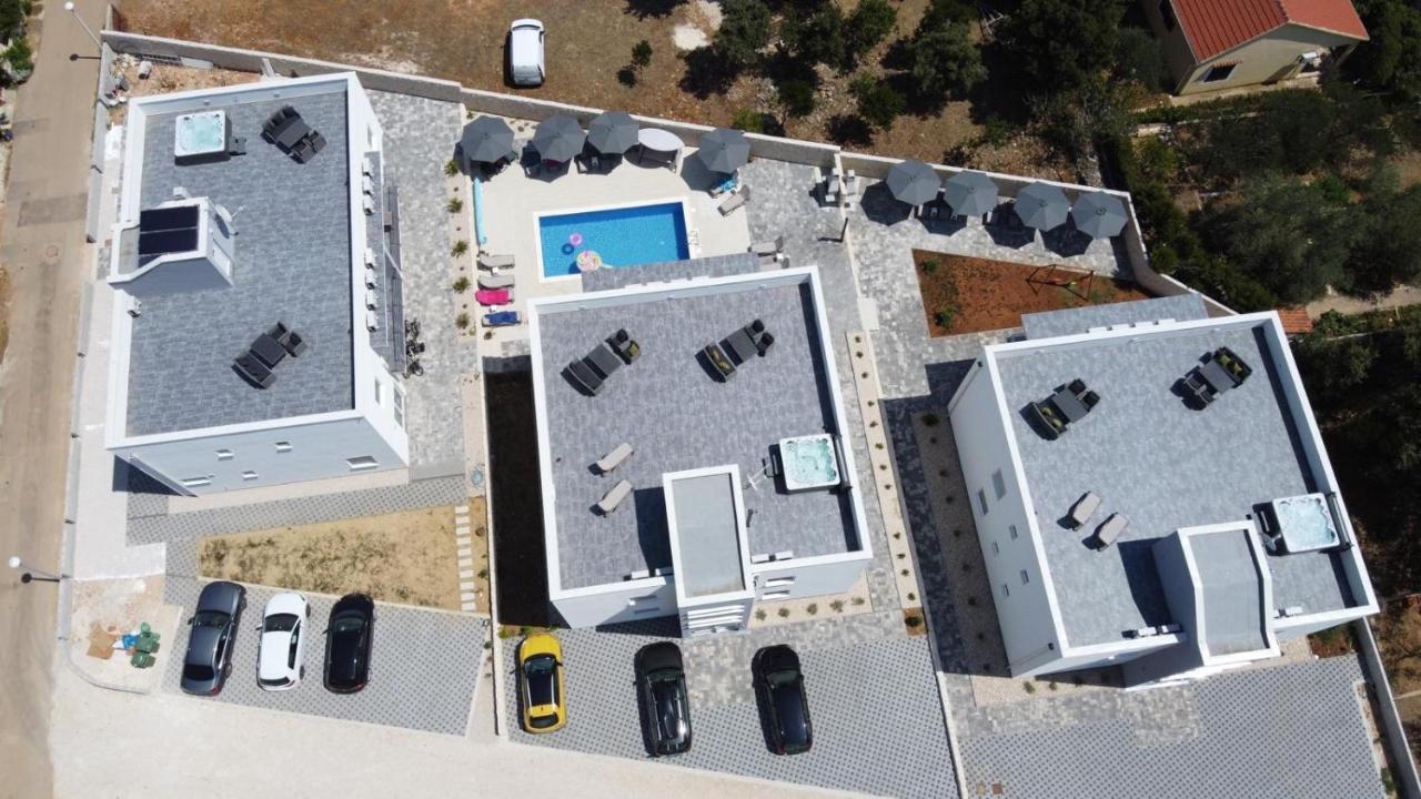 1Oak Rentals วีร์ ภายนอก รูปภาพ